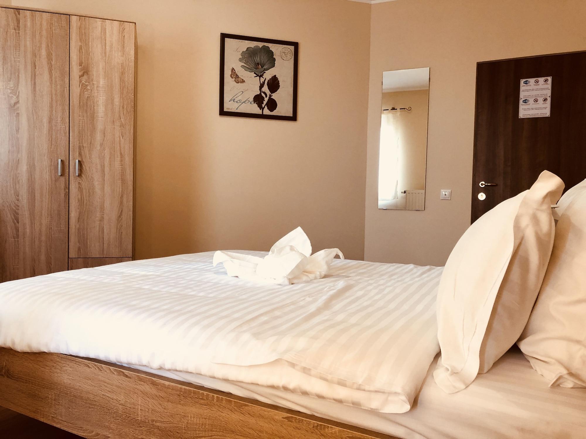 Monte Carlo Palace Rooms ブカレスト エクステリア 写真