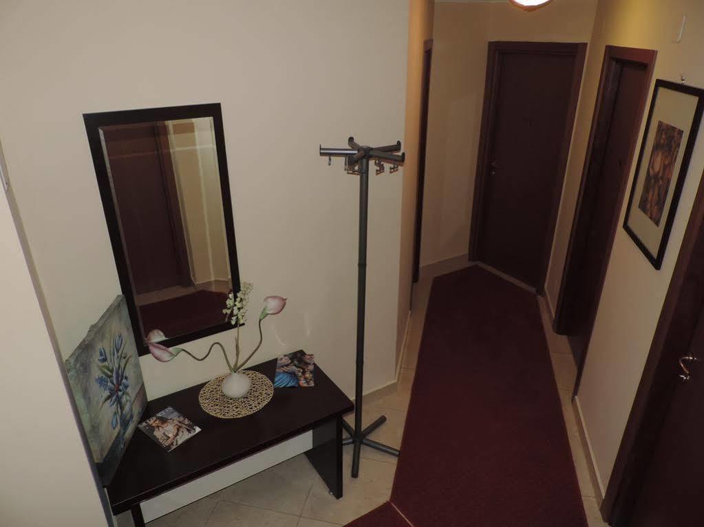 Monte Carlo Palace Rooms ブカレスト エクステリア 写真